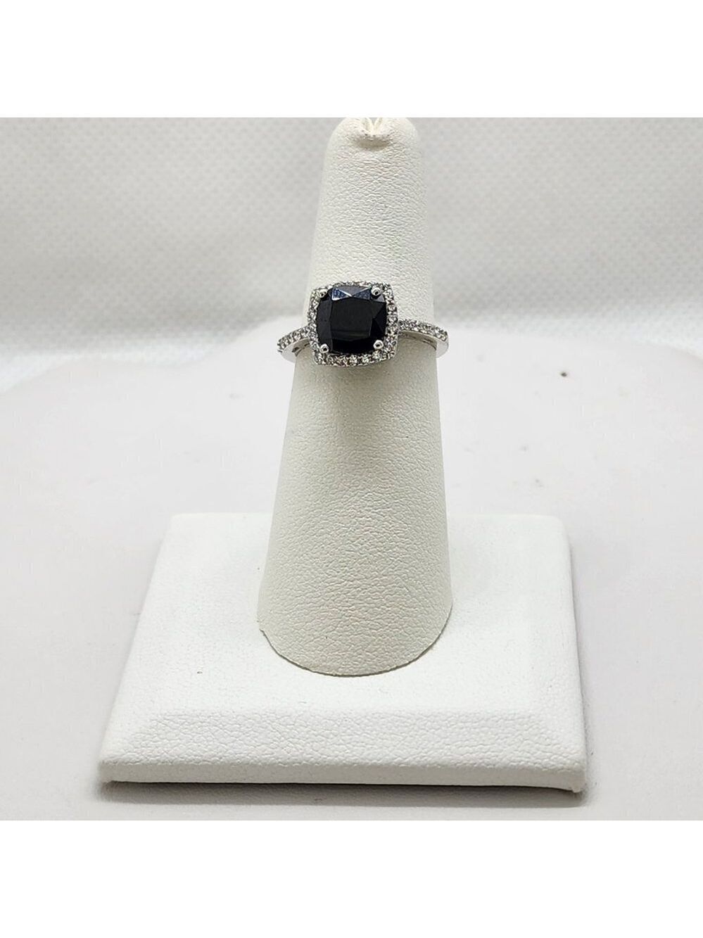 Brand New Sterling Silver 925 Black Gemstone Ring